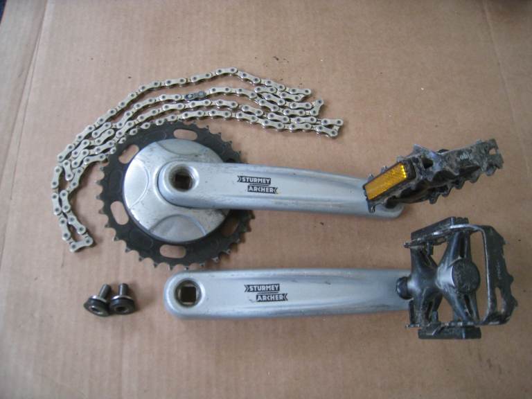 Crank set and chain , sun race sturmey archer single speed / square taper fit 