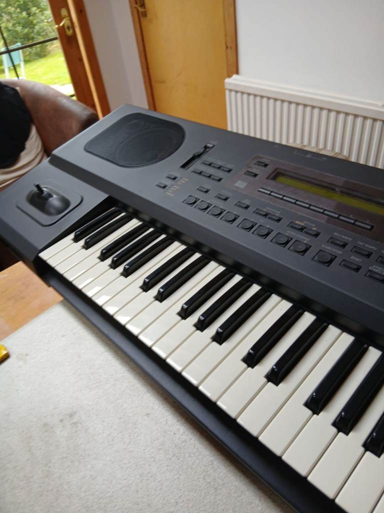 Korg i4s keyboard 