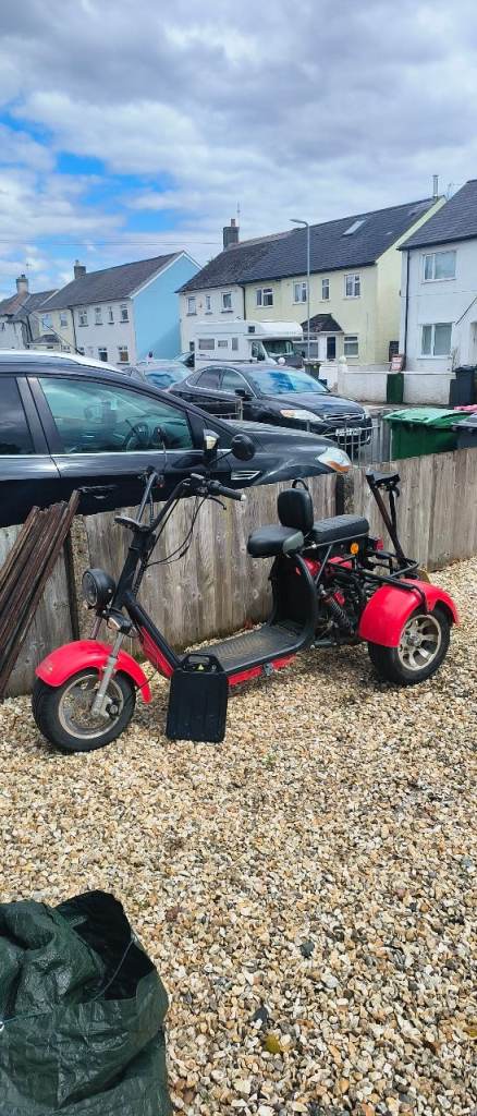 E Caddy Golf Trike