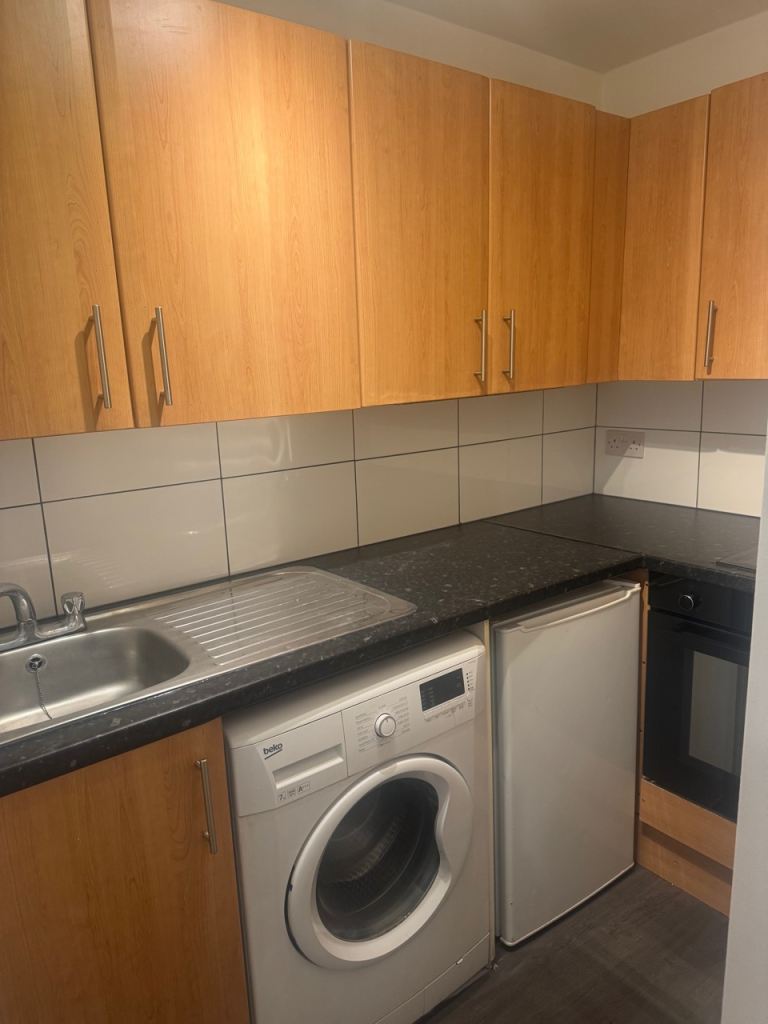 New studio, bills included, CCTV, Gated development, on-site maintenance man 