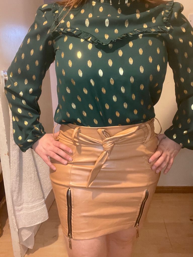 Skirt &blouse 