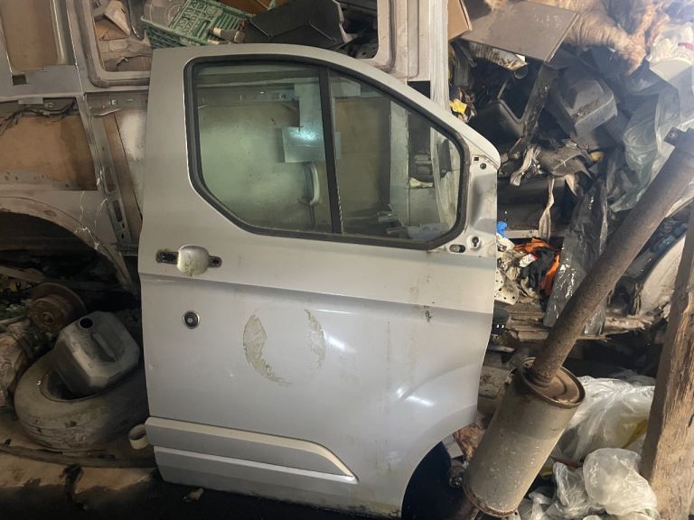 Transit custom driver side door 2019