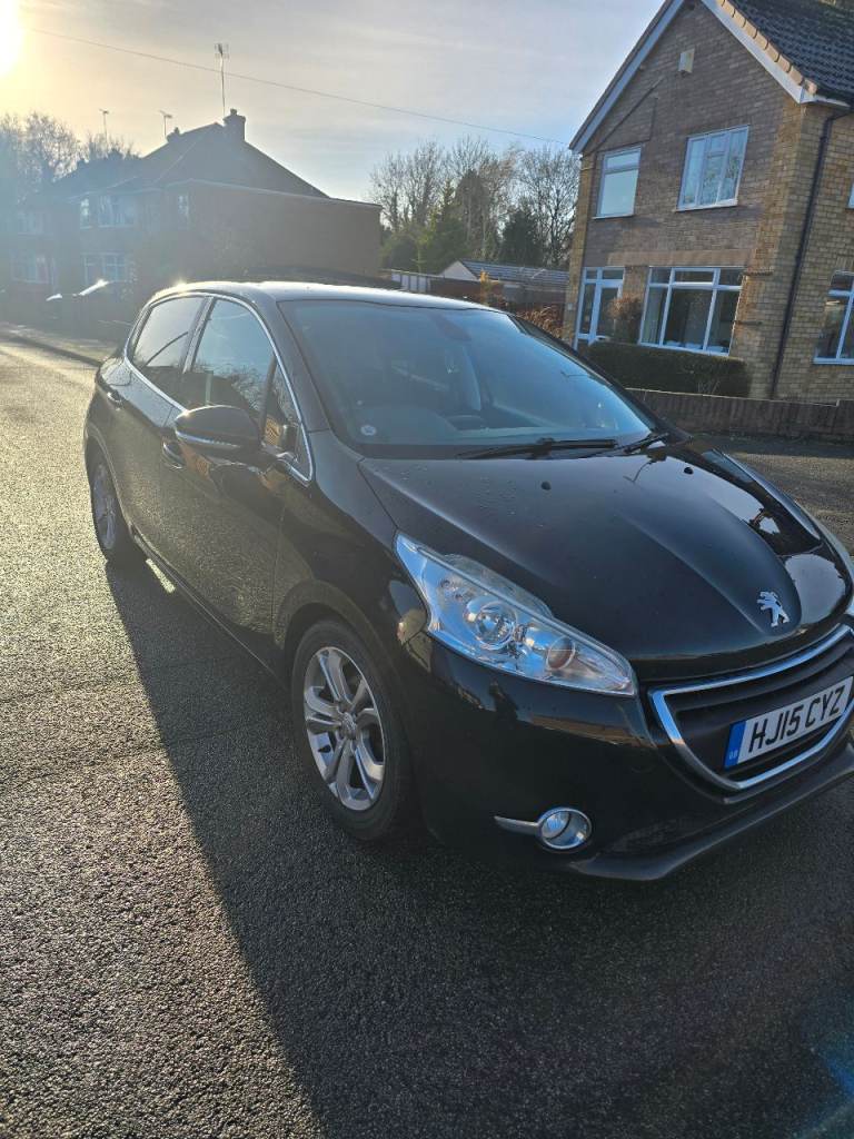 2015 Peugeot 208 1.6L Diesel *86k Miles* 1Y MOT* 2 Keys*£20 TAX*