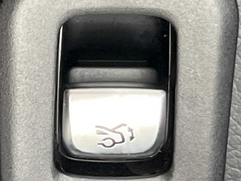 2021 Mercedes-Benz GLC 300de 4Matic AMG Line Premium 5dr 9G-Tronic SUV Plug-In Hy Automatic