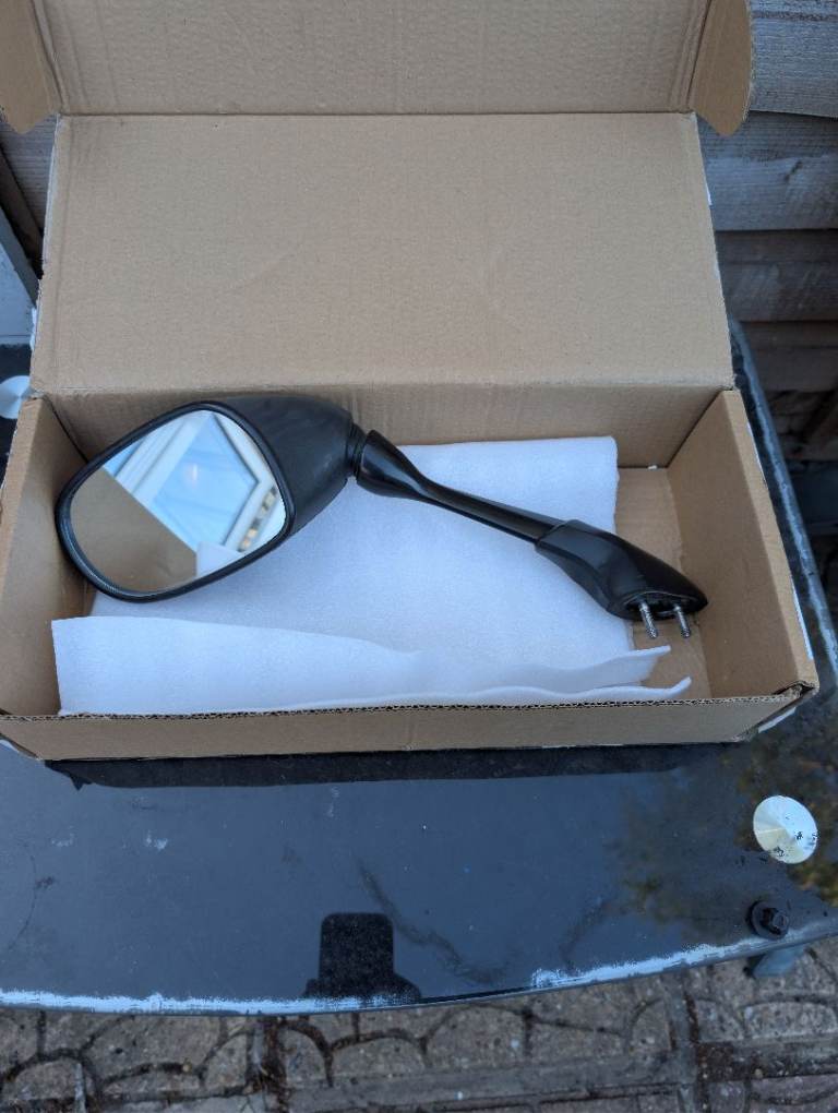 Yamaha Fzs1000 n/a mirror 