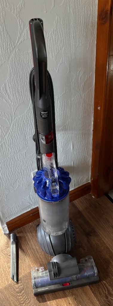 Dyson dc 40