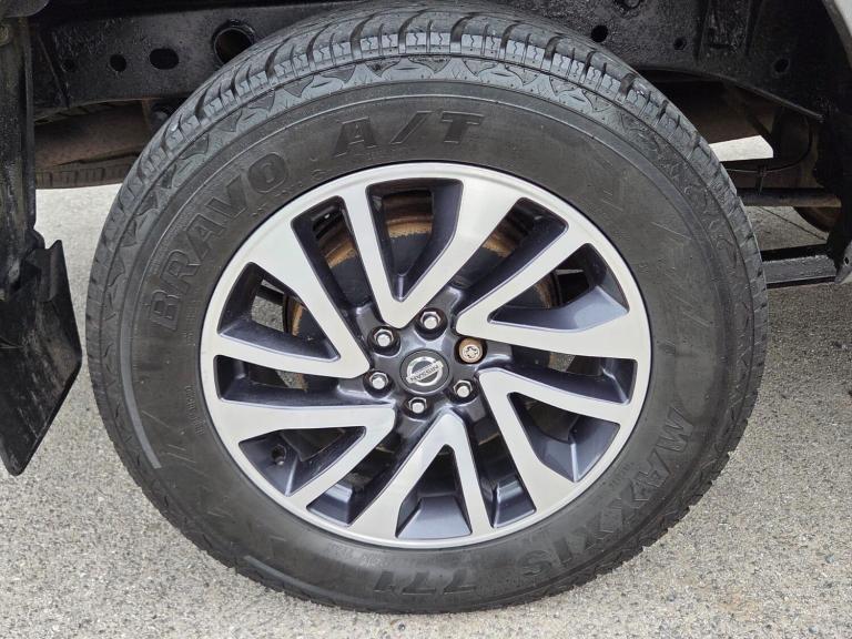 2016 Nissan Navara Double Cab Pick Up Tekna 2.3dCi 190 4WD PICK UP DIESEL Manual