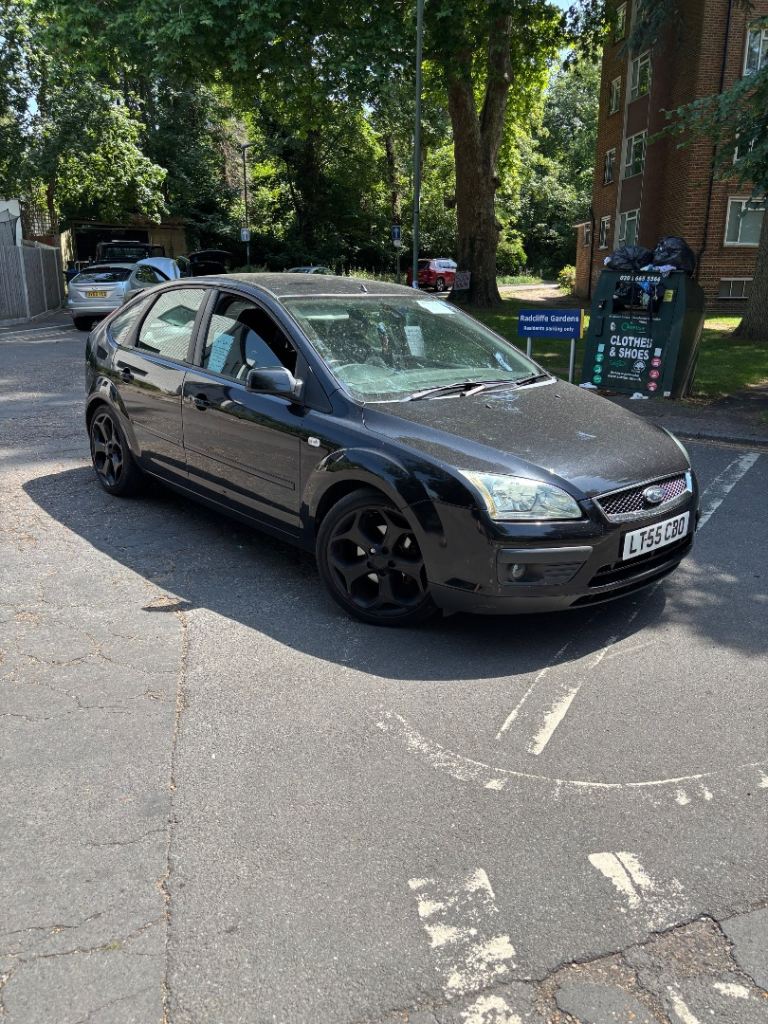 Ford focus 1.6 ghia petrol ulez free 