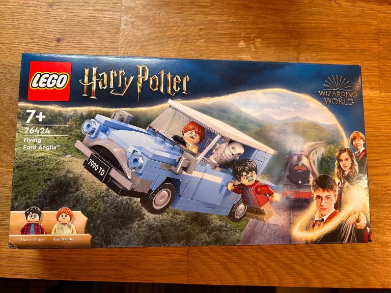 Harry Potter Lego 76424 flying ford anglia car brand new unopened.