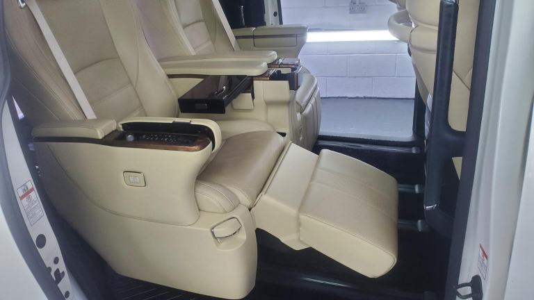 Toyota Alphard 3500cc auto executive lounge leather 27k miles 2015 4.5 grade