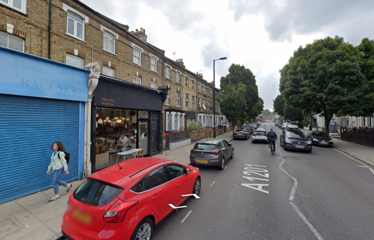 BENEFITS ACCEPTED - Studio Flat Available in Finsbury Park Hackney N4