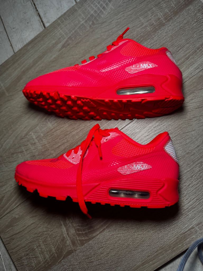 Nike Air Max 90 Hyperfuse Premium ID Solar Red Boys UK 4.5 Authentic New No Box