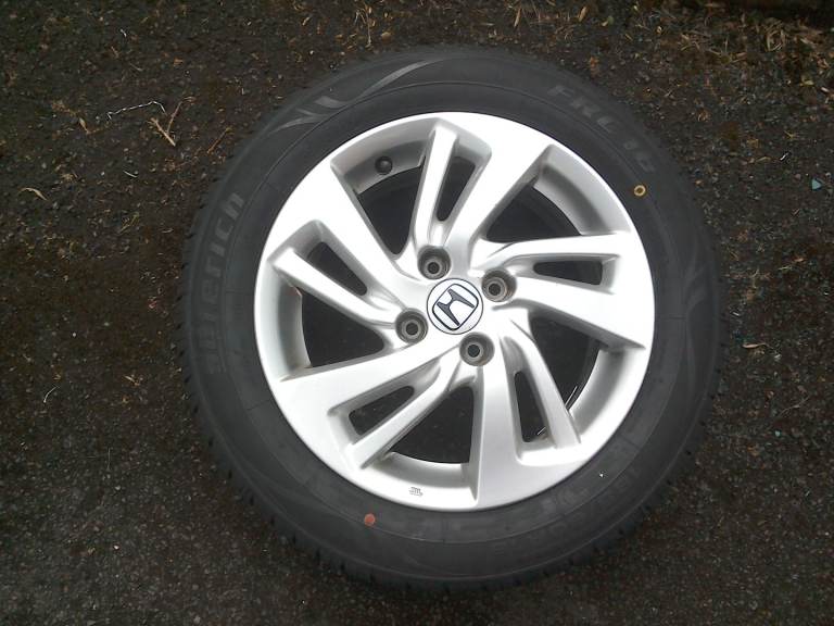 Honda jazz 2016-2020 aAlloy wheel.