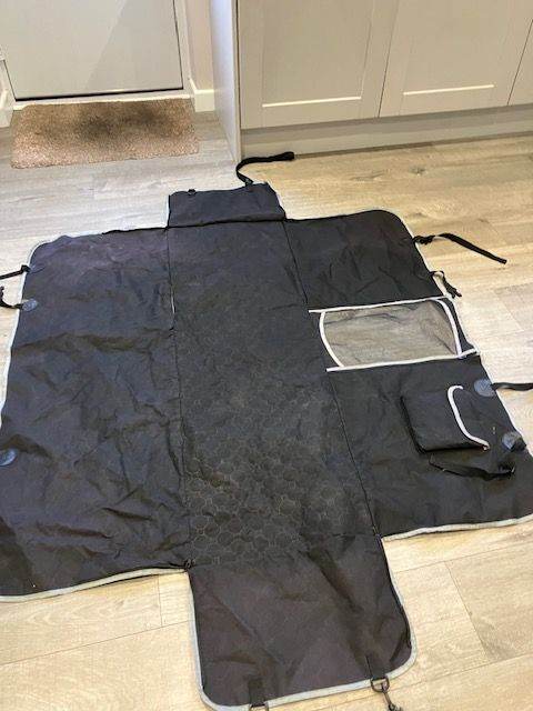 car seat cover for transporting animals in a car