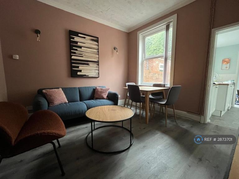 3 bedroom house in Rosebery Avenue, Hull, HU5 (3 bed) (#2873701)