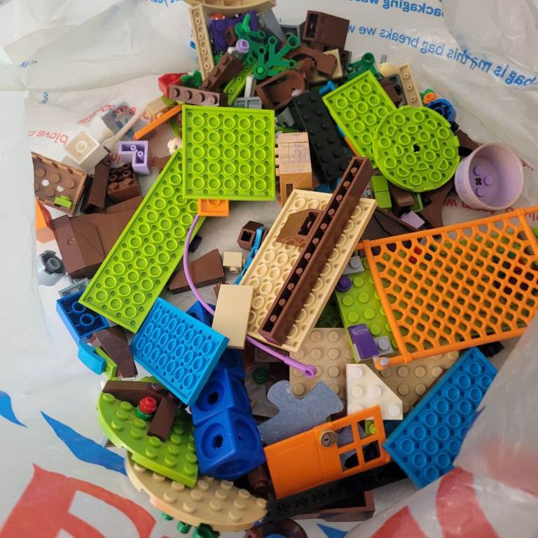 Bag of girls friends lego free