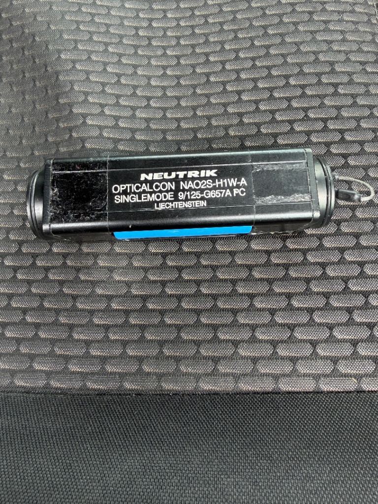 Neutrik opticalCON NAO2S-H1Wu-A Singlemode 9/125 LC/APC Fibre Optic Adapter