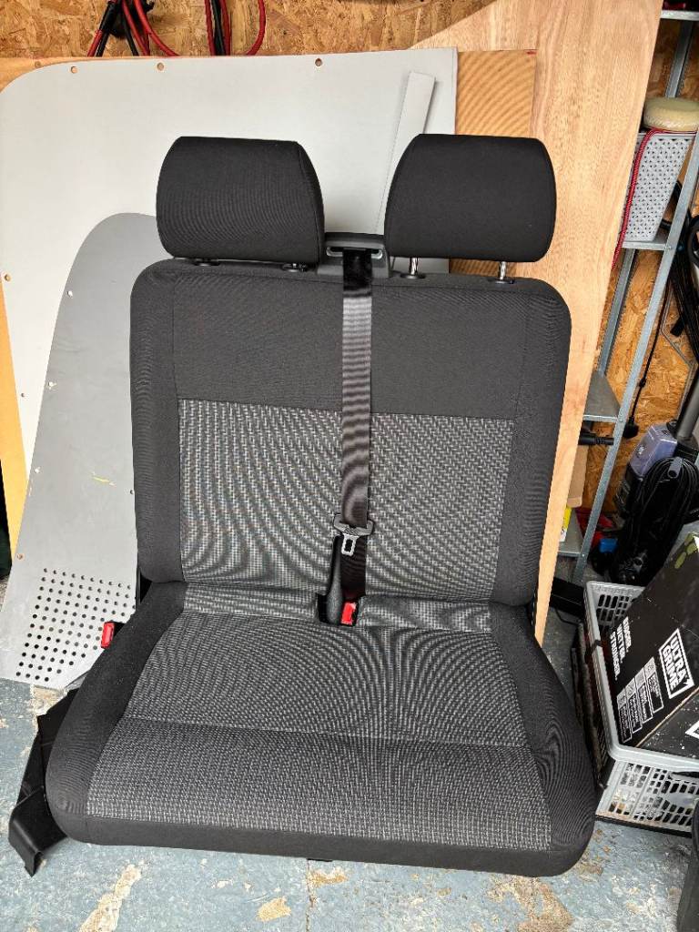 VW Transporter T6.1 2020 Front Passenger Bench Seat & Base. Excellent Condition