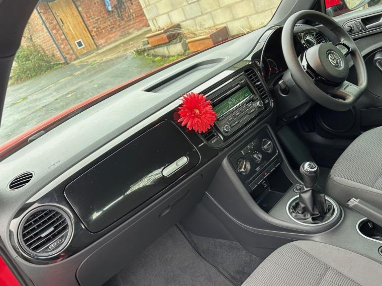 2013 63 Volkswagen Beetle 1.2 TSI (105) 6 Speed 3 Door Tornado Red