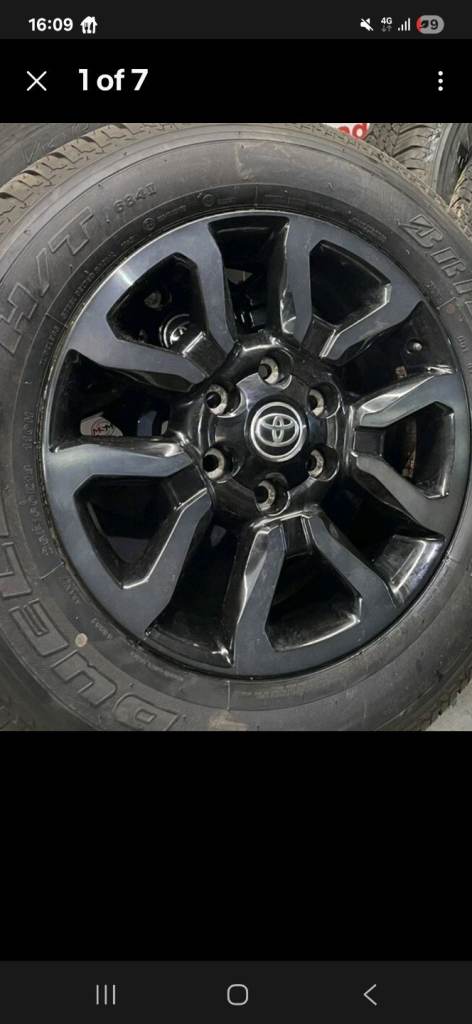 Toyota hilux alloys x4 