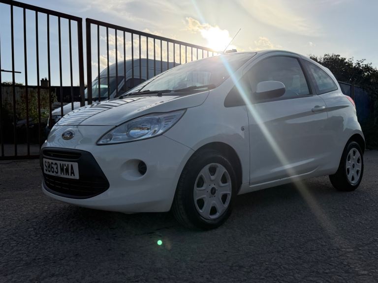 Ford, KA, Hatchback, 2013, Manual, 1242 (cc), 3 doors