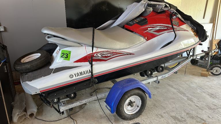Jet ski Yamaha wave runner 