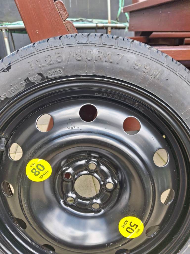 MG -ZS SPACE SAVER NEVER DRIVEN ON