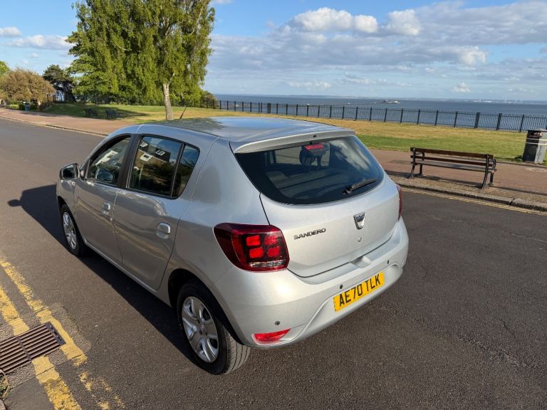 LOW MILEAGE& INSURANCE DACIA SANDERO, Hatchback, 2020, Manual, 898 (cc), 5 doors