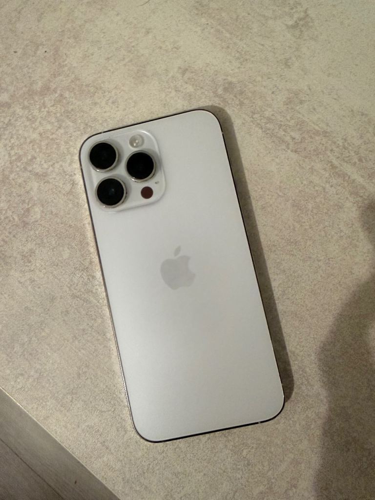 Apple iPhone 14 Pro Max 128GB – Silver, Unlocked, Fantastic Condition