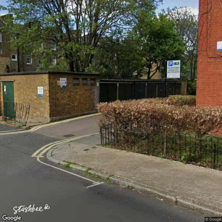 Garage to rent in London (SE17) | Stashbee