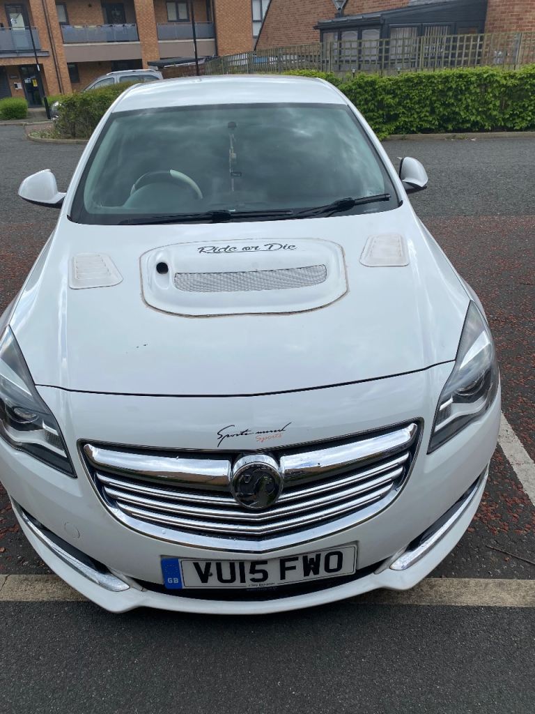 Vauxhall, INSIGNIA, Hatchback, 2015, Manual, 1956 (cc), 5 doors