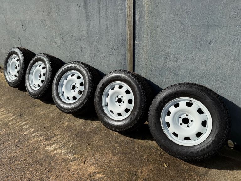 Land Rover Defender 18” White wheels with New Good Year Wranglers X 5