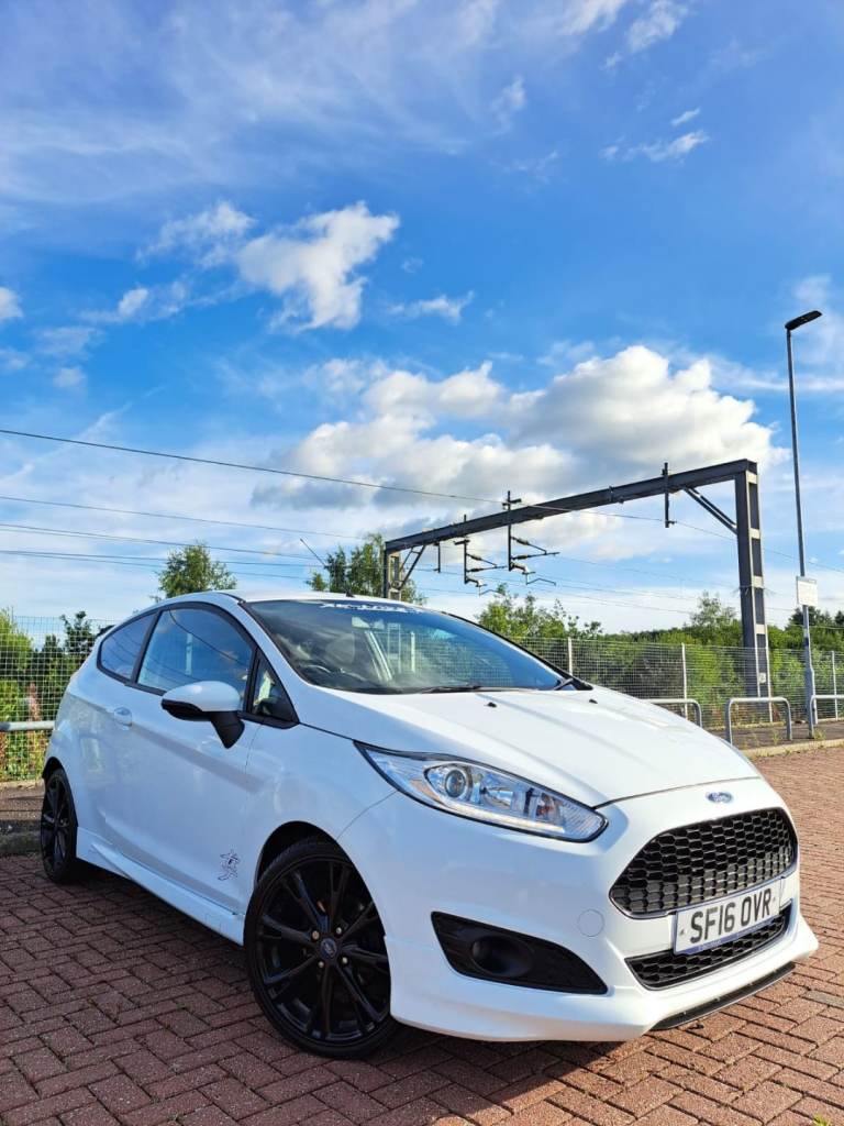 Ford, FIESTA, Hatchback, 2016, Manual, 998 (cc), 3 doors