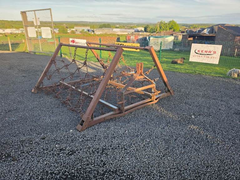 Tractor three point linkage 14ft folding grass chain harrows 