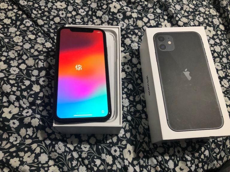 APPLE IPHONE 11 UNLOCKED GOOD CONDITION 