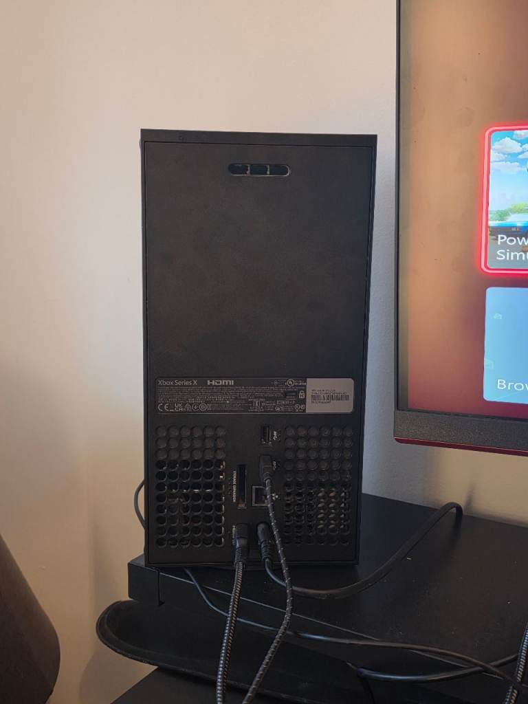 Xbox one series X, steelseries 9x headset and xbox elite series 2 controller