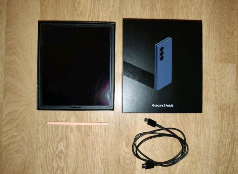 Swap.  Samsung Z fold 6.  