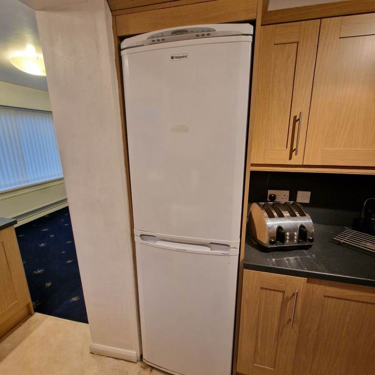 Hotpoint fridge freezer 