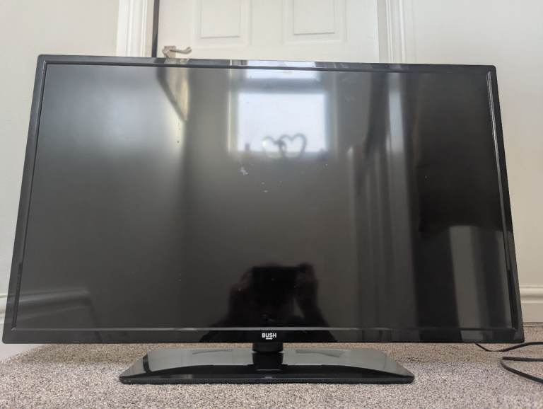 32" Bush Smart TV