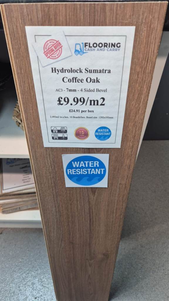 Hydrolock Sumatra Coffee Oak 7mm Laminate Flooring 
