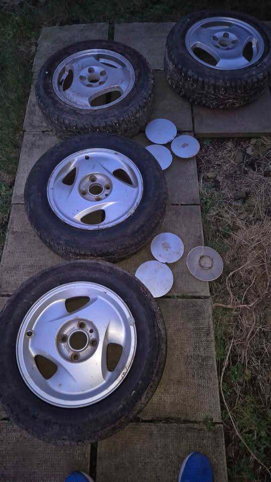 Saab 900 Classic Alloy Wheels Areo 16"