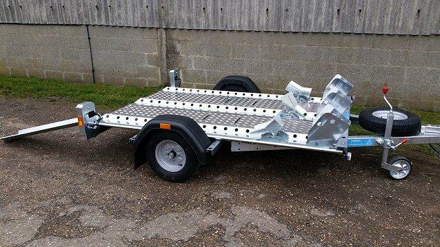 Motorbike Trailer with Three Channels and Wheel Chocks - Woodford