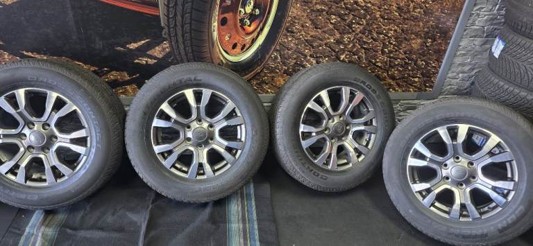 Ford Ranger Genuine 18 alloy wheels + 4 x tyres 265 60 18 Continental
