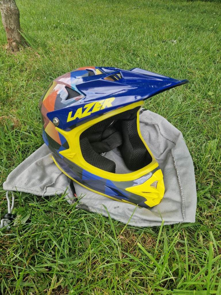 Lazer Phoenix+ full face kids mountain bike helmet