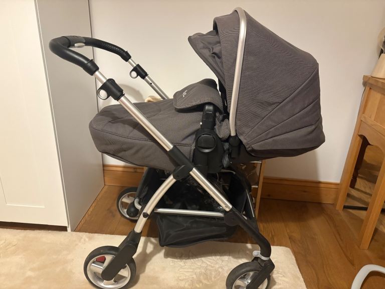 Silvercross Pram 