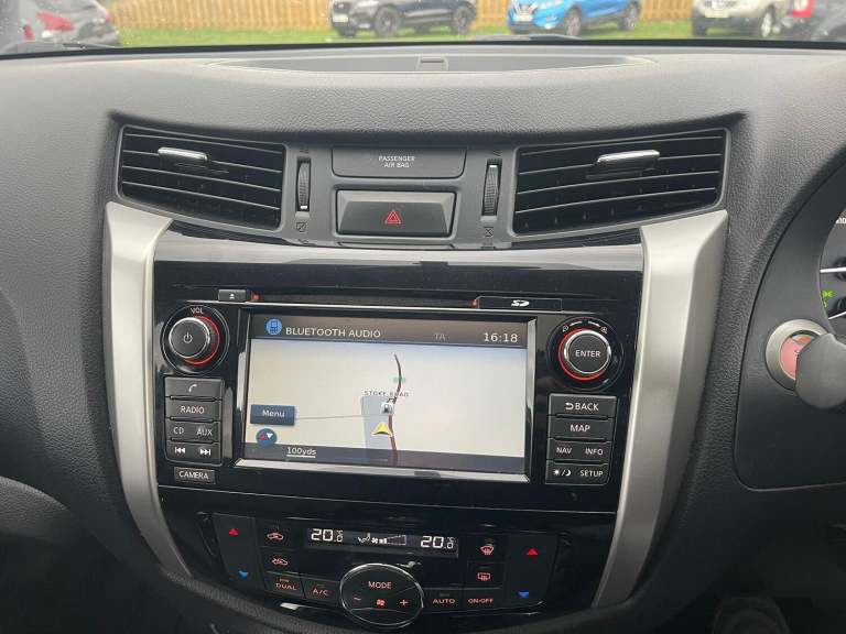 NISSAN NAVARA 2.3 dCi Off-Roader AT32 2019