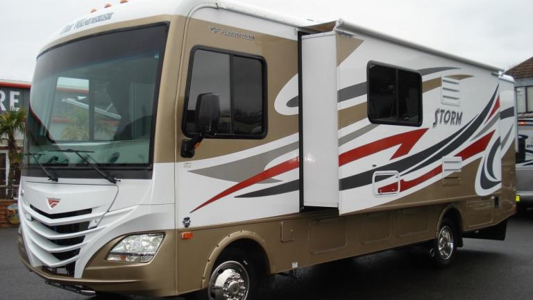 Fleetwood Storm 28F american motorhome rv  LPG AUTOMATIC 2012