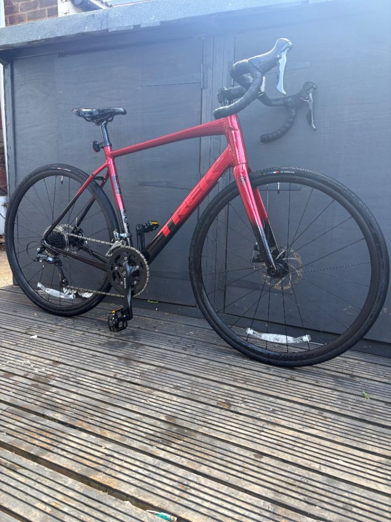 Trek Domane AL 2 Disc Road Bike 56cm – Excellent Condition