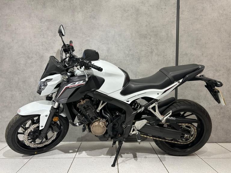 67/2017 Honda CB650F - 27630 miles 