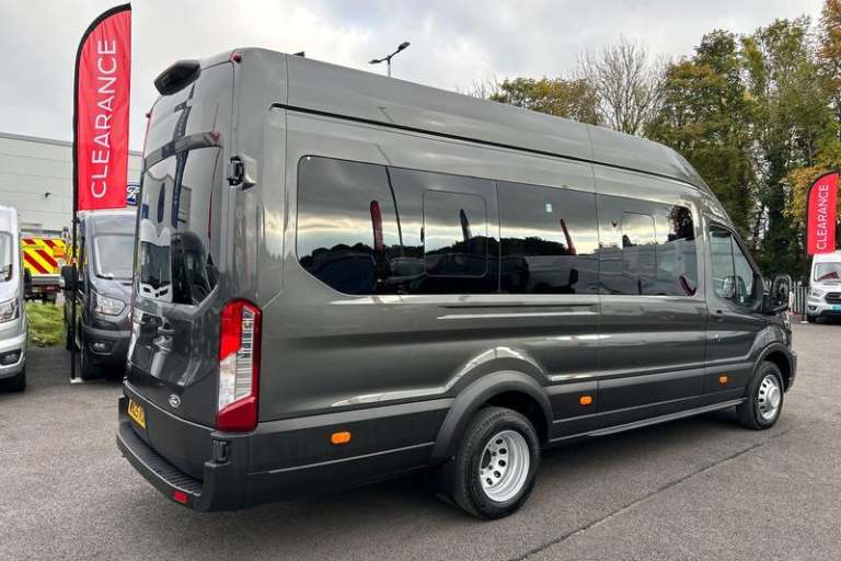 2025 Ford Transit 460 Limited AUTO L4 H3 ELWB High Roof 17 Seat Minibus RWD 2.0 EcoBlue 165ps Min...